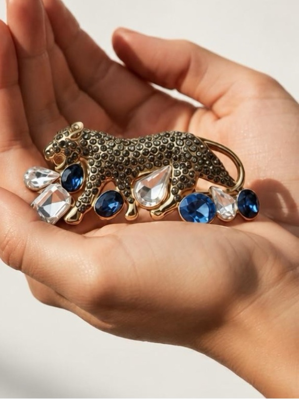 Gold Leopard Brooch with Blue and Clear Crystals - Picture 2 of 7
